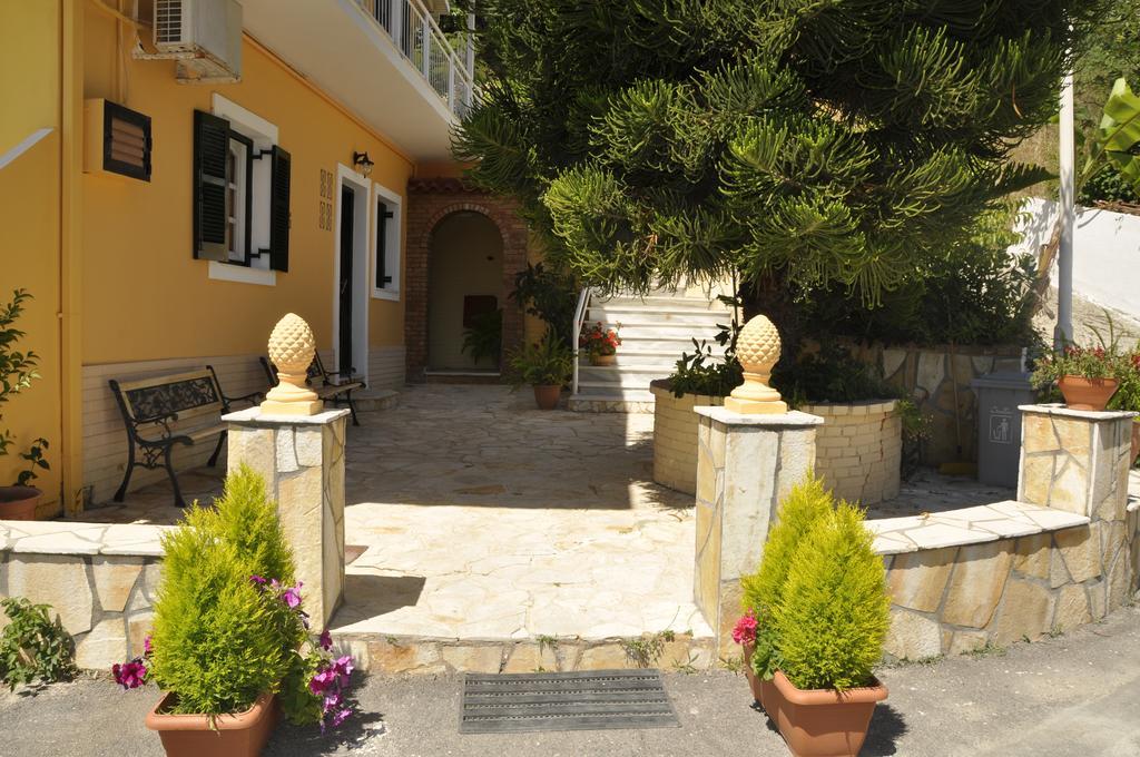 Mazis Apartments Agios Gordios  Exterior photo